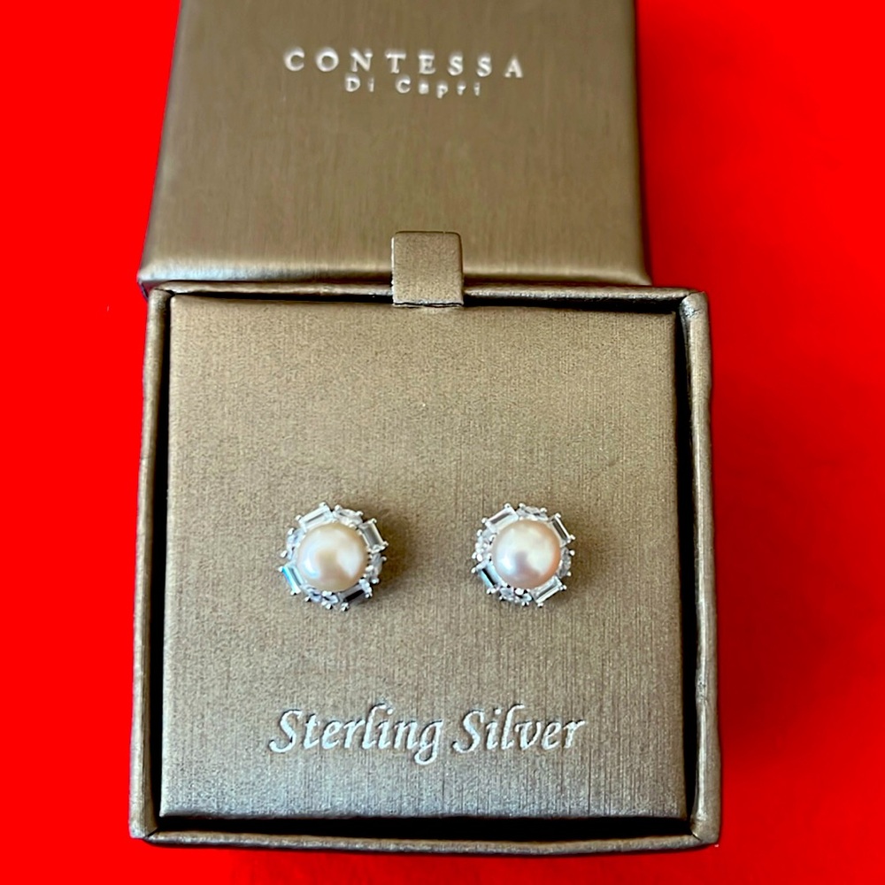 New in box, Contessa Di Capri Sterling Silver Pearl Earrings